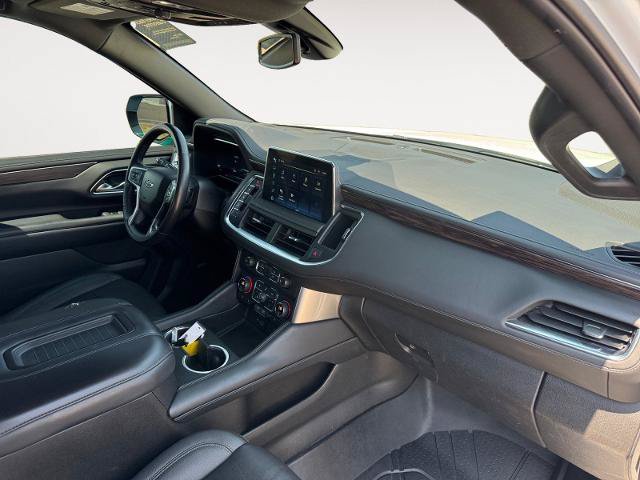 Used 2022 Chevrolet Tahoe Z71 w/ Luxury Package AWD/4WD image 15