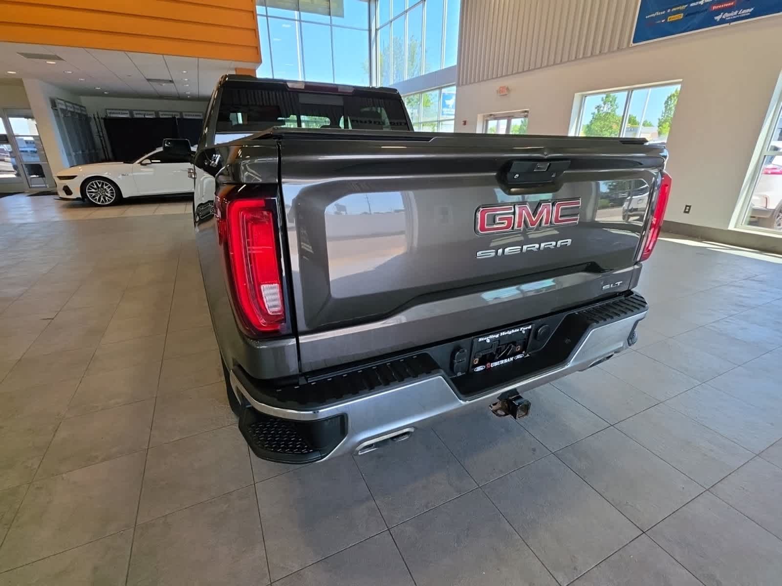 Used 2019 GMC Sierra 1500 SLT w/ SLT Convenience Package AWD/4WD image 11