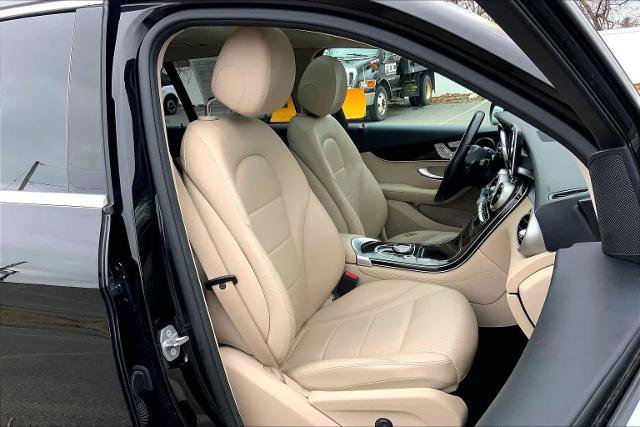Used 2019 Mercedes-Benz GLC 300 4MATIC image 7