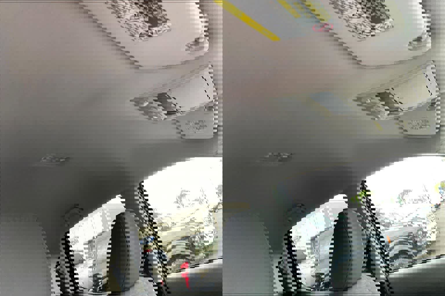 Used 2017 Toyota Tacoma SR5 RWD image 30