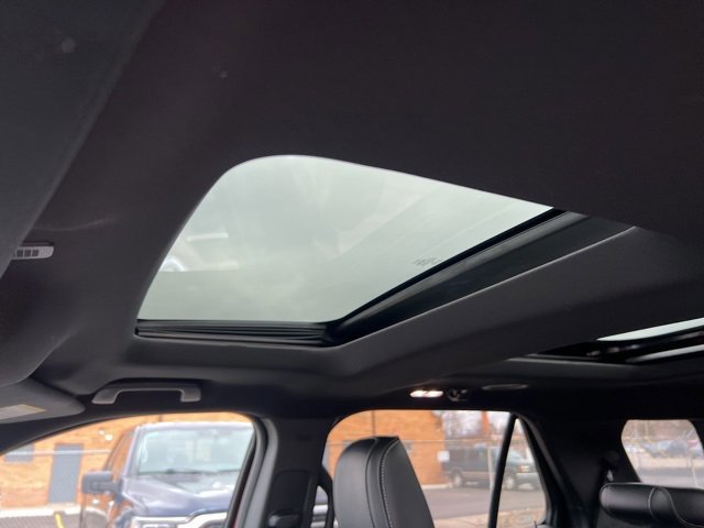 Certified 2018 Ford Explorer Platinum image 21