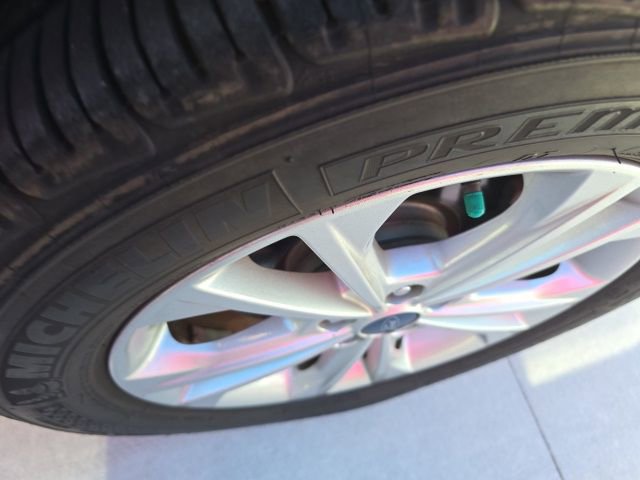 Certified 2017 Ford Escape SE w/ SE Leather Comfort Package image 7