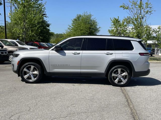 Used 2022 Jeep Grand Cherokee L Limited AWD/4WD image 2