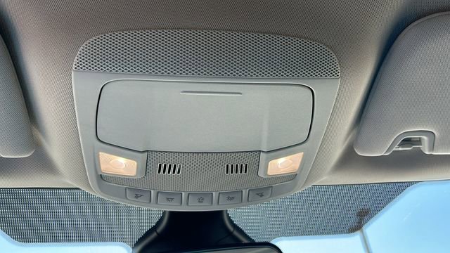 Certified 2022 Ford Edge SE w/ Black Appearance Package image 23