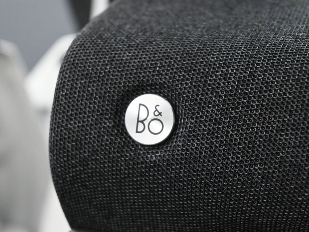 Certified 2025 Ford Explorer Platinum w/ Ultimate Package image 21