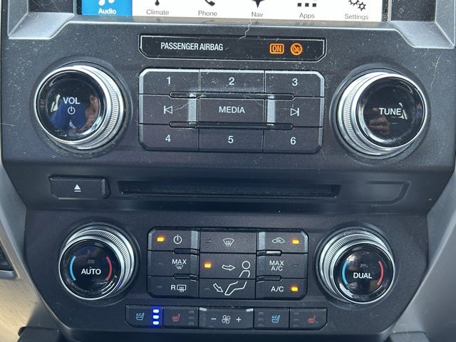 Certified 2017 Ford F350 Platinum w/ Platinum Ultimate Package image 19