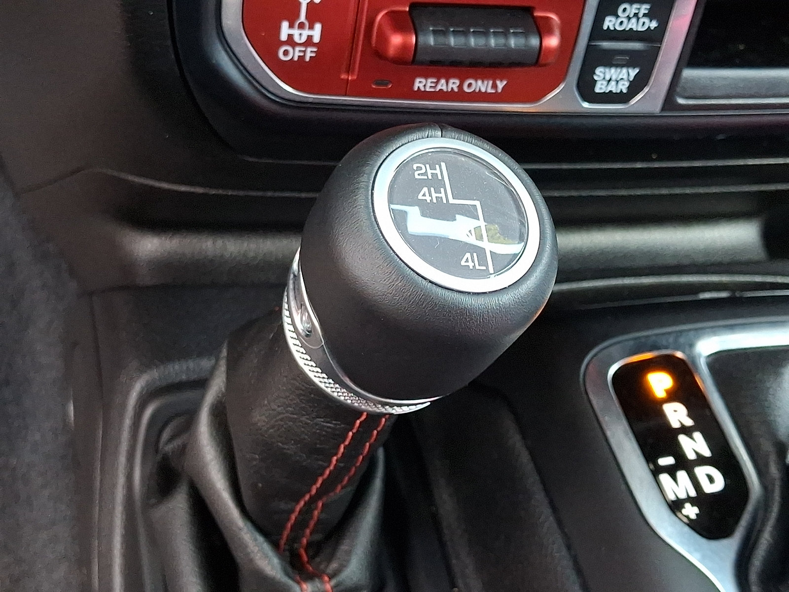Used 2022 Jeep Wrangler Unlimited Rubicon w/ Cold Weather Group AWD/4WD image 25