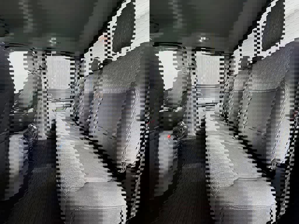 Certified 2022 Ford F150 XLT w/ Equipment Group 302A High image 17