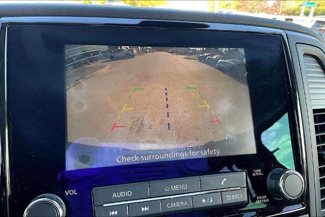Used 2024 Nissan Titan SV w/ SV Convenience Package RWD image 15
