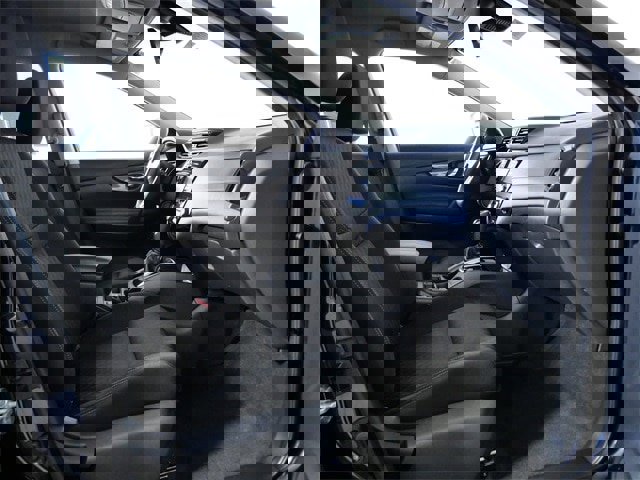 Used 2019 Nissan Rogue SV image 10