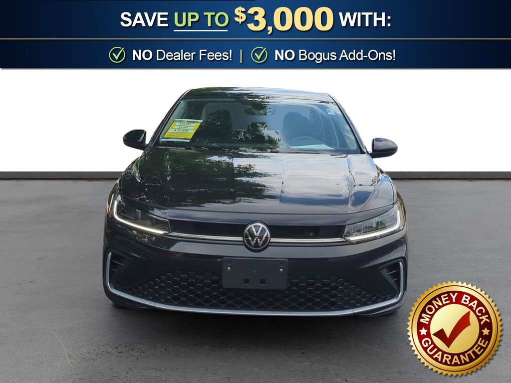 Used 2025 Volkswagen Jetta SE FWD image 11