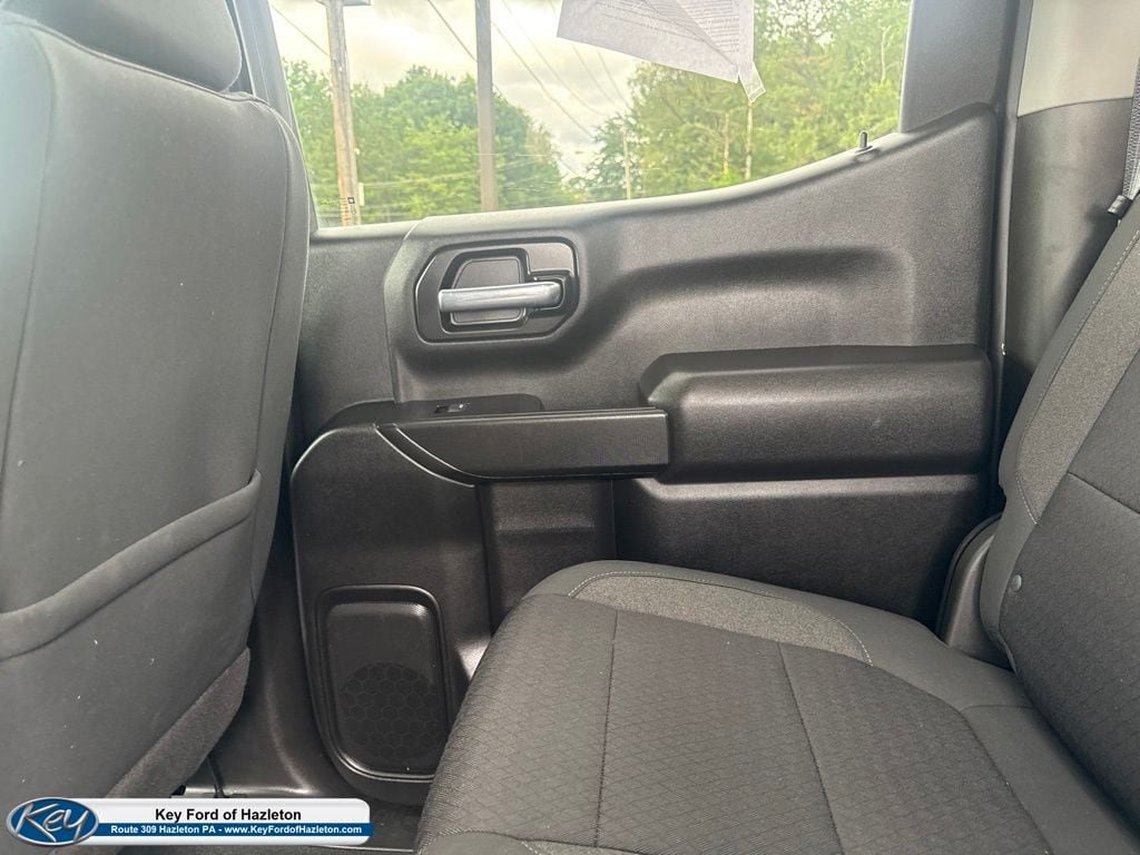 Used 2021 Chevrolet Silverado 1500 LT AWD/4WD image 43
