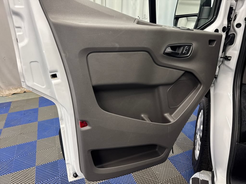 Certified 2025 Ford Transit 250 Low Roof w/ Exterior Upgrade Package RWD image 11