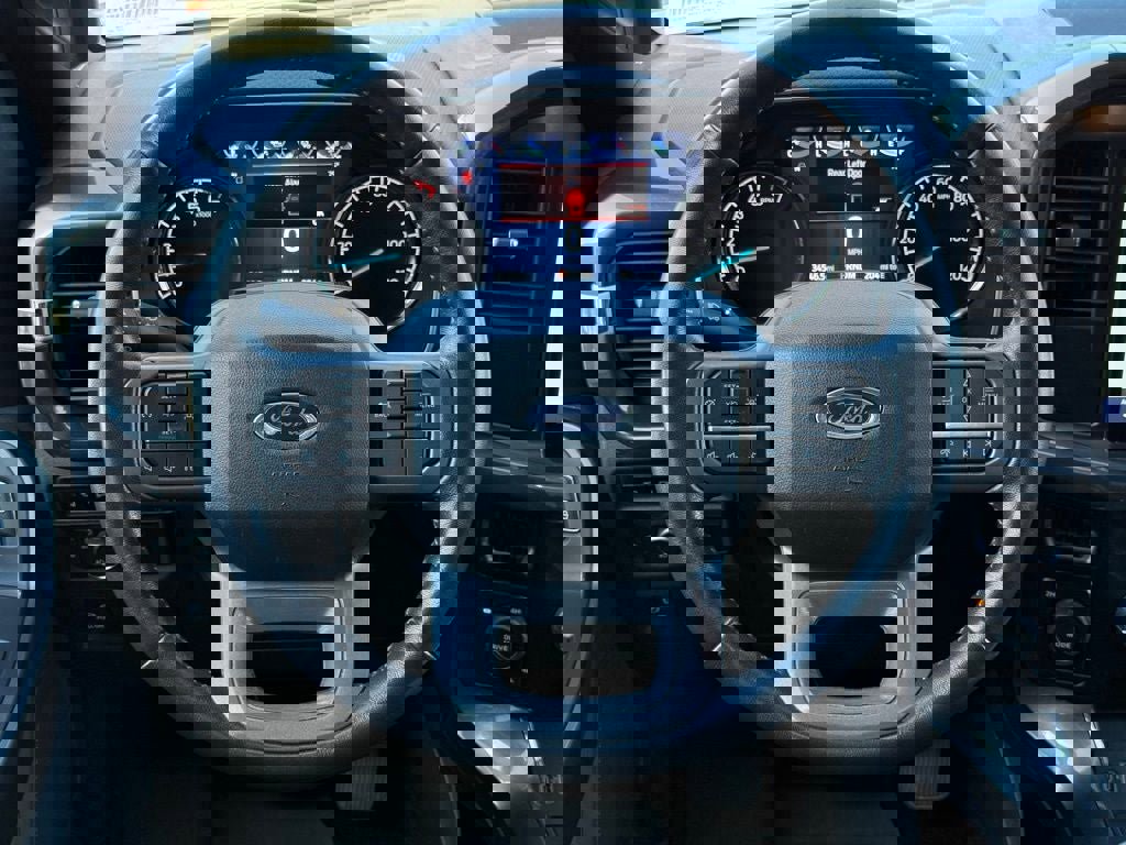 Certified 2022 Ford F150 XLT w/ Equipment Group 302A High image 24