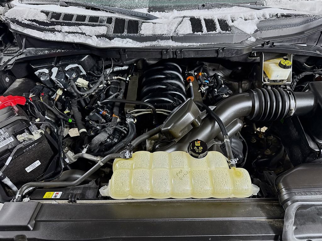 Certified 2022 Ford F150 XLT w/ Equipment Group 302A High image 30