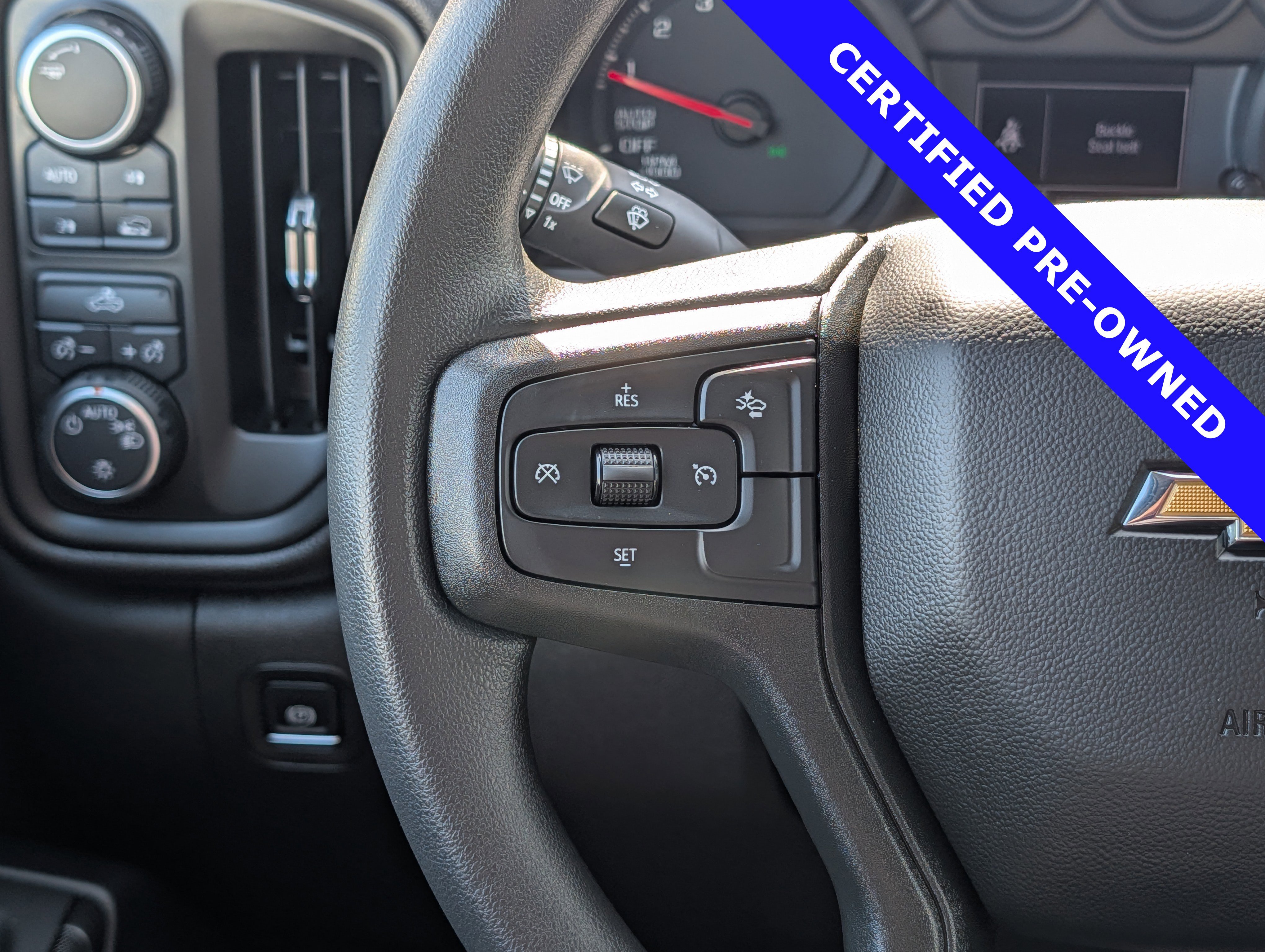 Used 2025 Chevrolet Silverado 1500 Custom AWD/4WD image 25