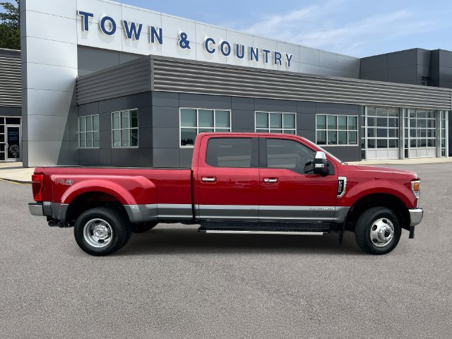 Certified 2022 Ford F350 Lariat AWD/4WD image 2