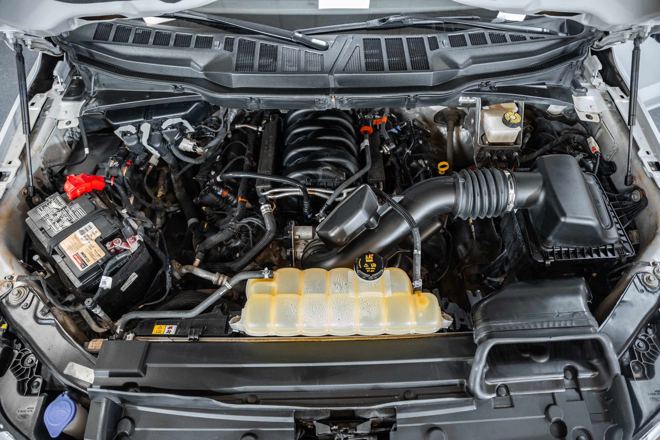 Certified 2021 Ford F150 Lariat w/ Equipment Group 502A High image 27