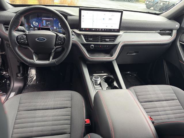 Certified 2025 Ford Explorer ST-Line image 24