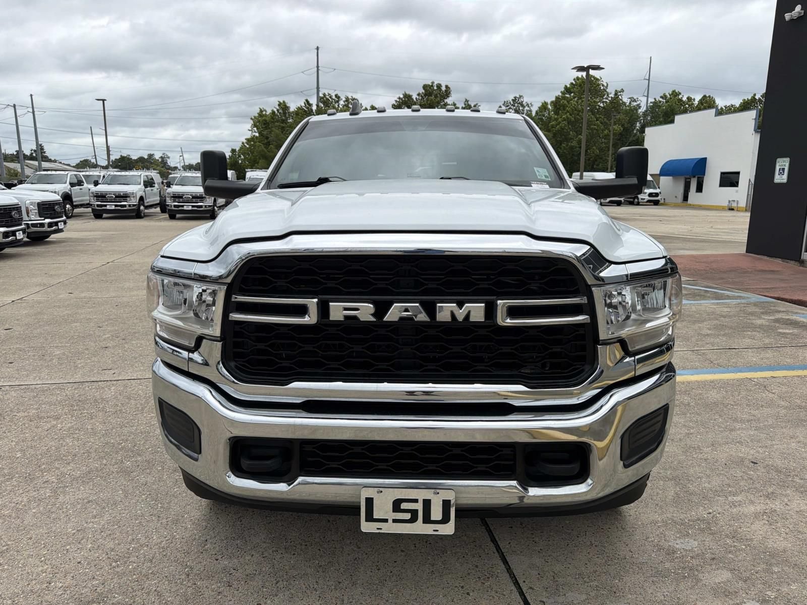 Used 2022 RAM 2500 Tradesman AWD/4WD image 3