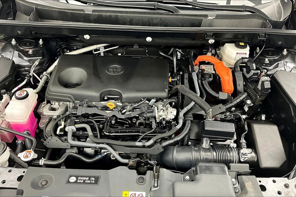 Used 2024 Toyota RAV4 LE image 12