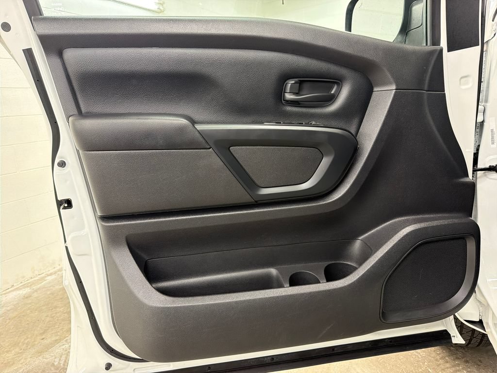 Used 2022 Nissan Titan S w/ S Utility Package RWD image 16