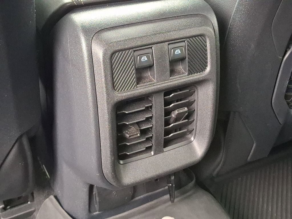 Certified 2025 Ford Bronco Badlands AWD/4WD image 11