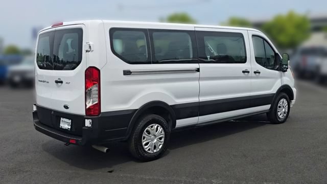 Certified 2022 Ford Transit 350 XLT RWD image 9