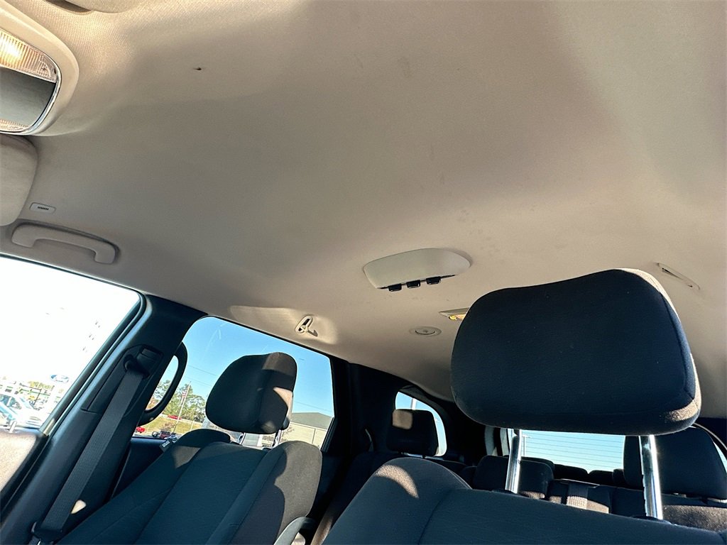 Used 2019 Dodge Durango SXT w/ 3rd Row Seating Group image 11