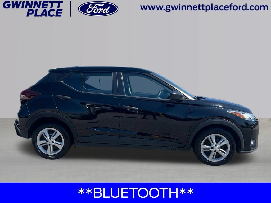 Used 2022 Nissan Kicks S FWD image 4