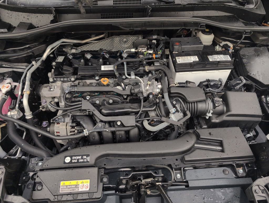 Used 2022 Toyota Corolla Cross XLE image 43