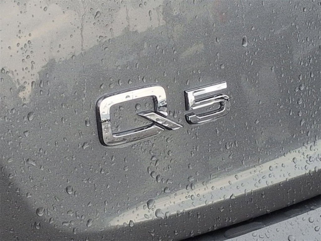 Used 2020 Audi Q5 2.0T Premium Plus w/ Premium Plus Package image 29