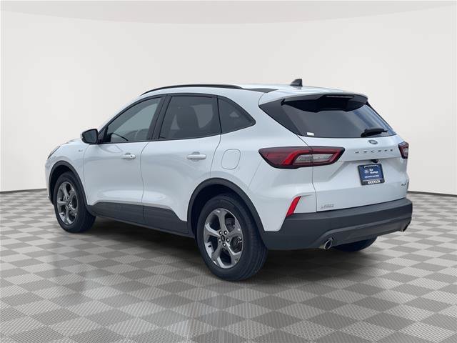 Certified 2025 Ford Escape ST-Line Select AWD/4WD image 9