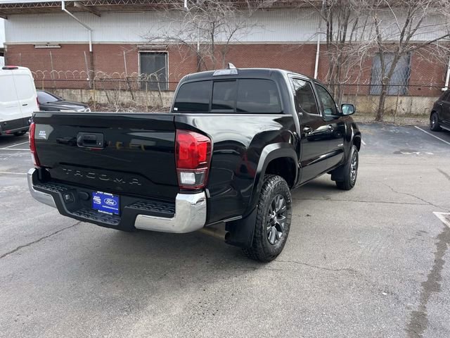 Used 2023 Toyota Tacoma SR5 w/ SR5 Appearance Package image 3