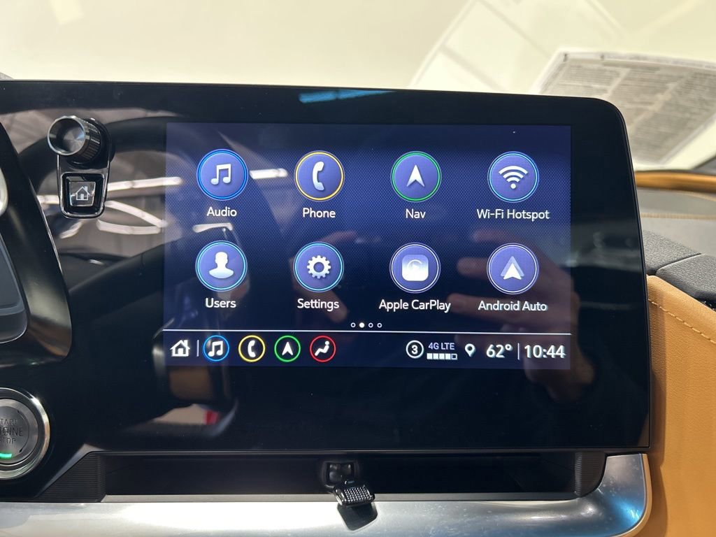 Used 2021 Chevrolet Corvette Stingray w/ Engine Appearance Package image 19