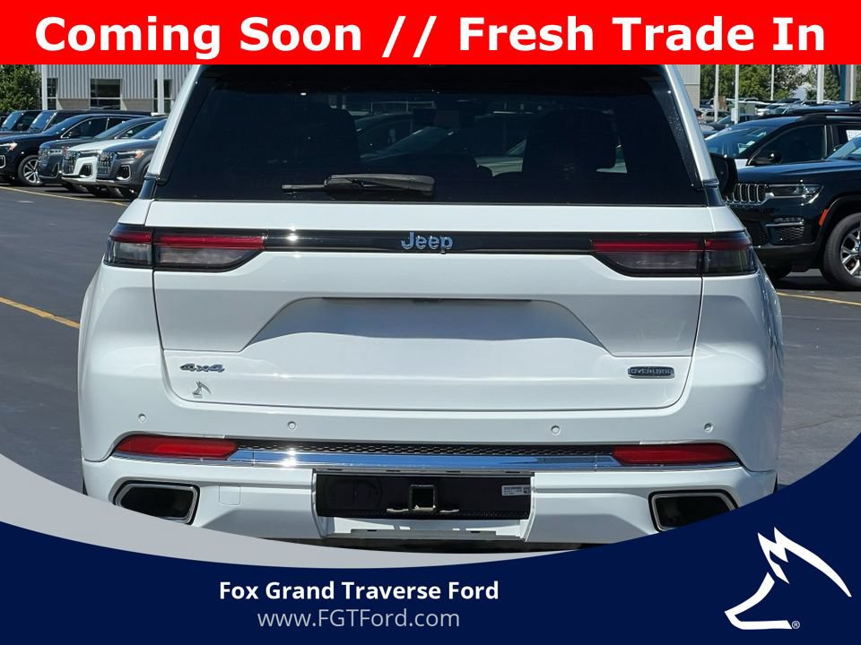Used 2023 Jeep Grand Cherokee Overland w/ Luxury Tech Group IV AWD/4WD image 41