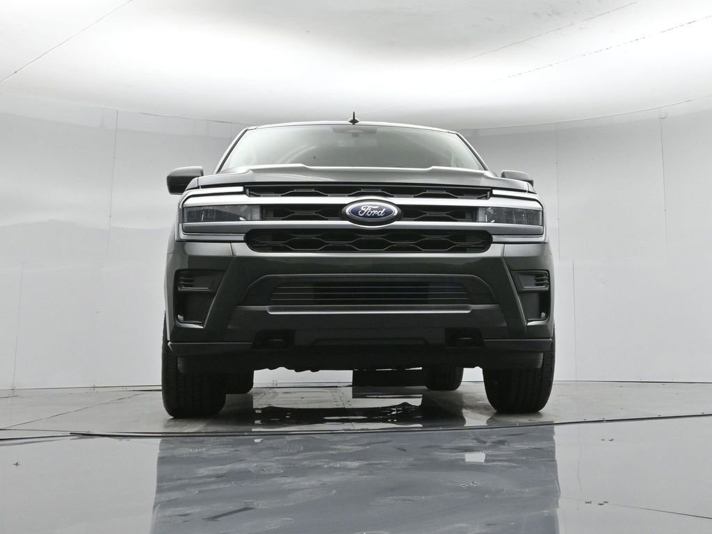 Certified 2023 Ford Expedition XLT image 57