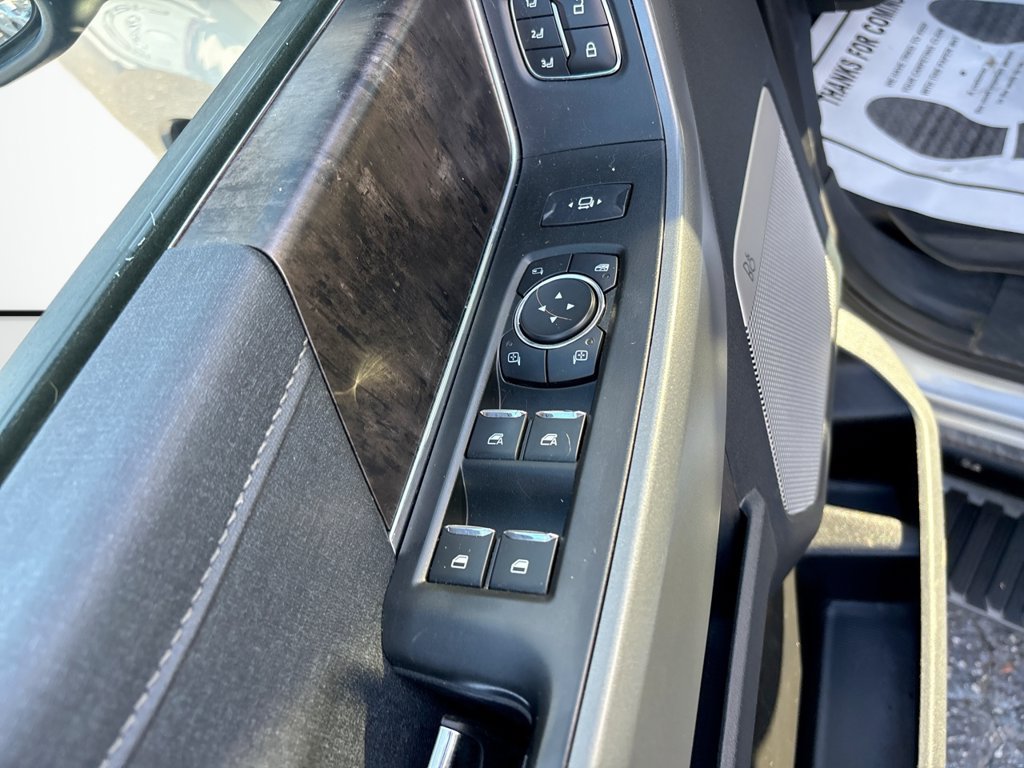 Certified 2024 Ford F250 Lariat w/ Lariat Ultimate Package AWD/4WD image 28