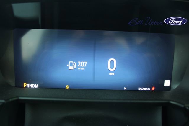 Certified 2025 Ford F250 Platinum w/ FX4 Off-Road Package image 25