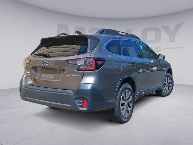Used 2022 Subaru Outback Premium AWD/4WD image 3