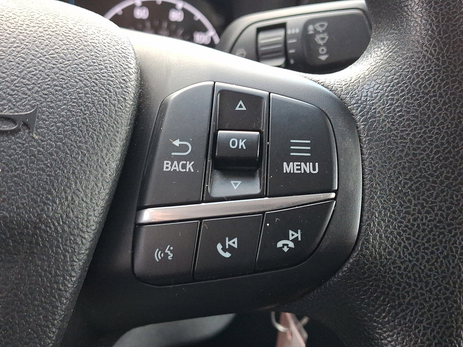 Certified 2022 Ford Maverick XLT image 25