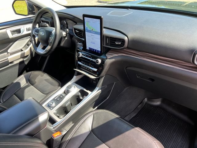 Certified 2023 Ford Explorer Limited w/ Limited Technology Package AWD/4WD image 38