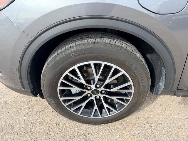 Certified 2024 Ford Escape SE w/ PHEV Premium Package image 10