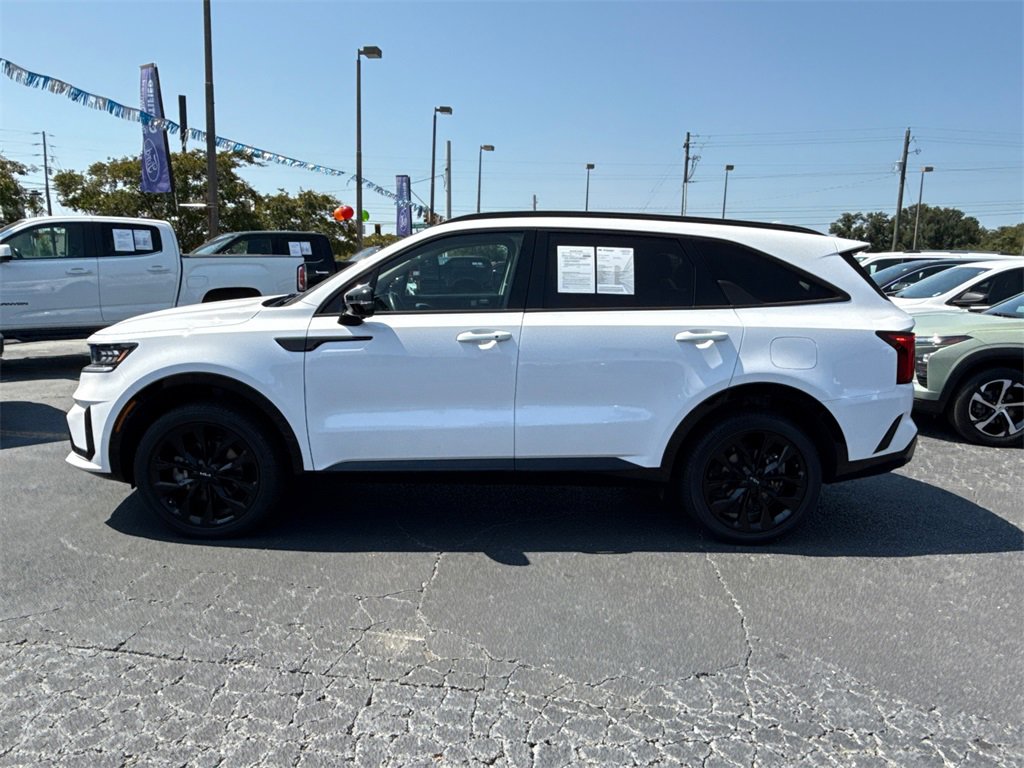Used 2023 Kia Sorento SX image 6
