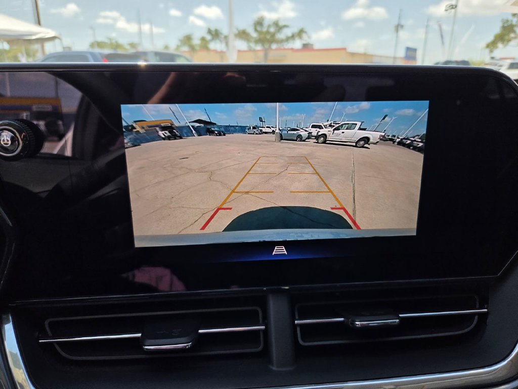 Used 2024 Chevrolet Trax ACTIV FWD image 8