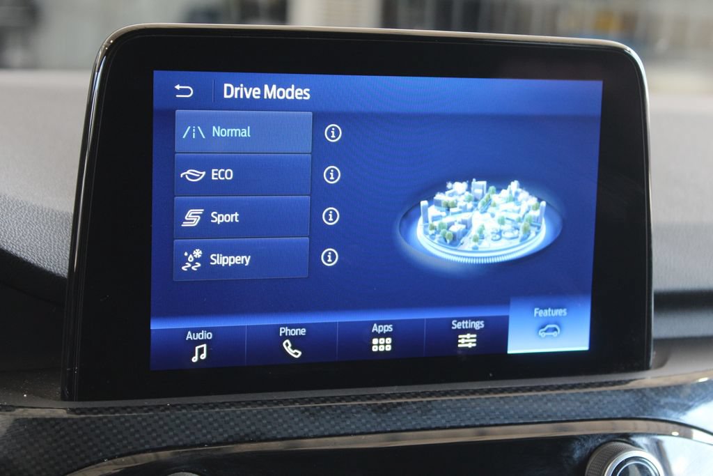 Certified 2025 Ford Escape ST-Line AWD/4WD image 21