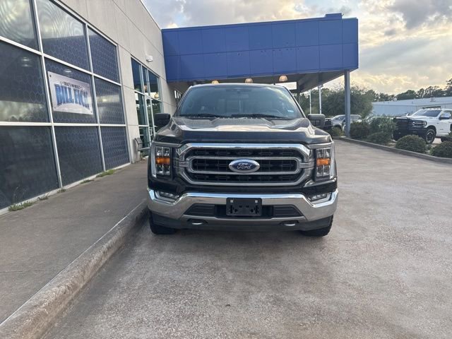 Certified 2021 Ford F150 XLT w/ Equipment Group 302A High image 3