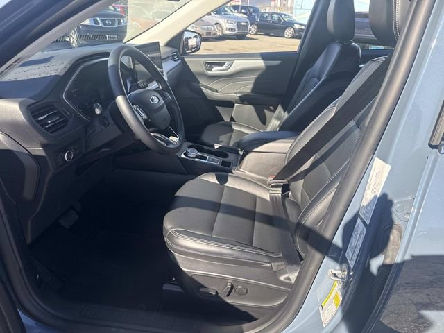 Certified 2025 Ford Escape Platinum image 22