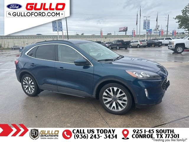 Certified 2020 Ford Escape Titanium FWD image 2