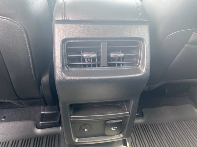 Certified 2024 Ford Edge SEL w/ Convenience Package AWD/4WD image 13